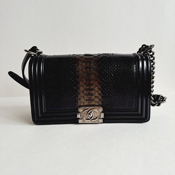 Chanel Black Python Medium Boy Flap Bag - Picture 2 of 16